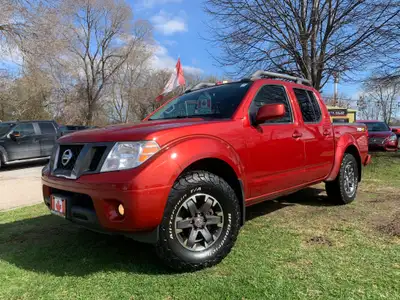 Ultra clean 2016 NISSAN FRONTIER PRO4X Crew Cab, 4.0L v6, Only 175,000 very well maintained kms! Tru...