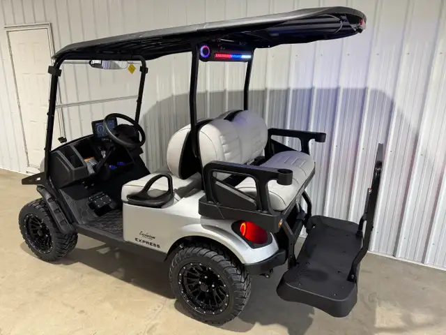 2026 EZGO EXPRESS S4 SUMMIT XT in ATVs in Vernon - Image 14