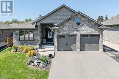 Welcome to 200 Oak Street - the PERFECT family home in a highly desirable neighbourhood! This stunni...
