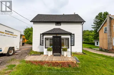 Welcome to this charming riverfront home or cottage in the heart of the Village of Burks Falls, offe...