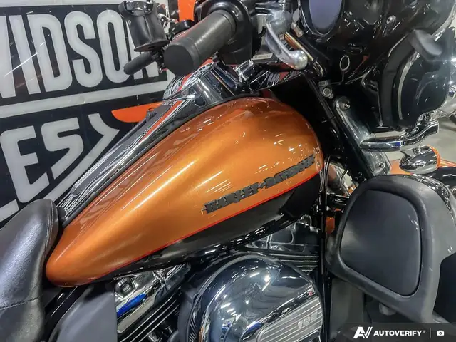2014 Harley-Davidson FLHTK - Electra Glide(R) Ultra Limited in Sport Touring in Calgary - Image 10