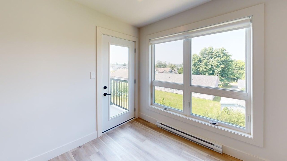 Place McQueen - First Month Rent Free + Free Wifi!  Shediac 5
