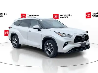 Thornhill Toyota Proudly Presents This White 2025 Toyota Highlander Hybrid with XLE AWD Package, Fea...