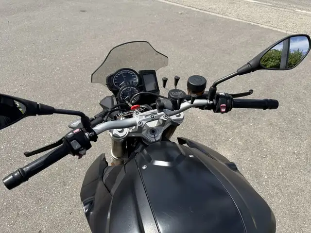 2015 BMW F800R in Sport Bikes in Kitchener / Waterloo - Image 22