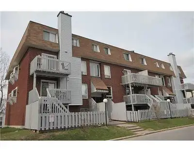 This bright and spacious 2-bedroom condo offers comfort, convenience, and modern living in a desirab...