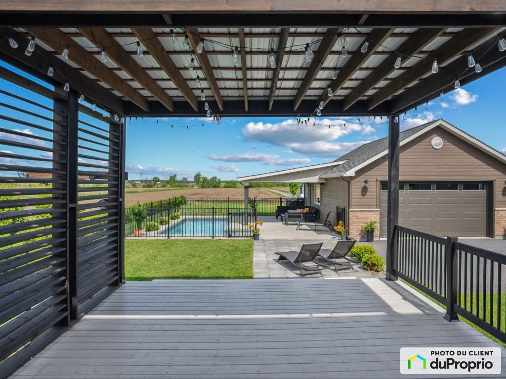 $1,239,000 - Country home for sale in Ste-Julie — photo 3