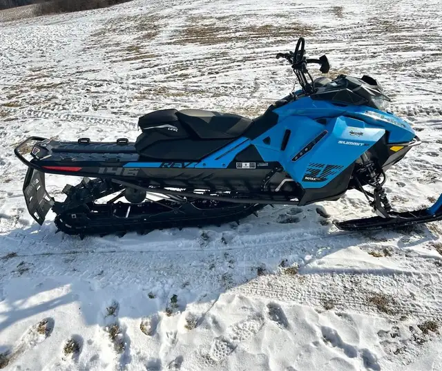 2020 SKI-DOO SUMMIT SP 850 E-TEC 146 - $120 BI-WEEKLY! in Snowmobiles in Dartmouth - Image 5