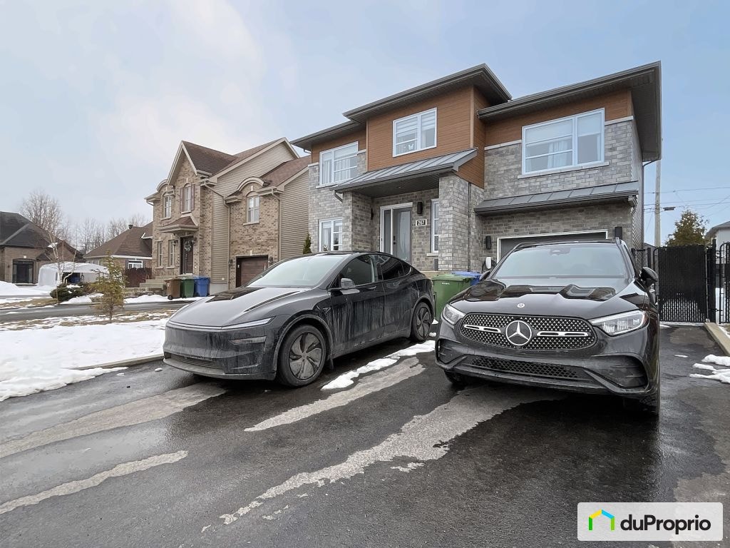 $900,000 - 2 Storey for sale in St-Constant — photo 2