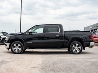 Welcome to Barrie Dodge Chrysler Jeep. DIAMOND BLACK CRYSTAL PEARLCOAT,ENGINE: 5.7L HEMI VVT V8 W/MD... (image 4)