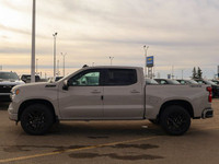 ENGINE 5.3L ECOTEC3 V8 (355 hp [265 kW] @ 5600 rpm 383 lb-ft of torque [518 Nm] @ 4100 rpm); featuri... (image 4)