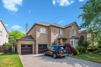 New 2 bedroom apt River Oaks Oakville