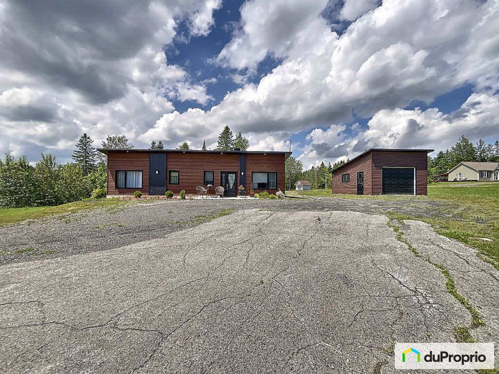 $256,000 - Bungalow for sale in Marston — photo 1