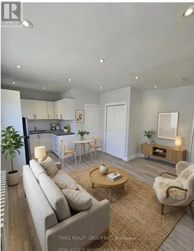 Available now. Cute, affordable, renovated studio apartment in excellent area of Lawrence and Avenue...
