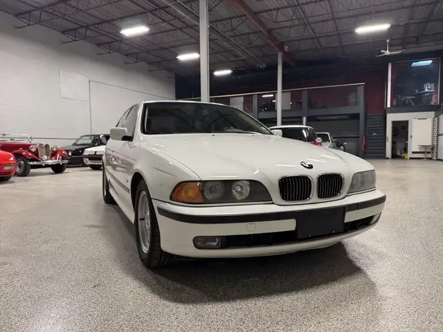 bmw 540i alpine white512180191012464641