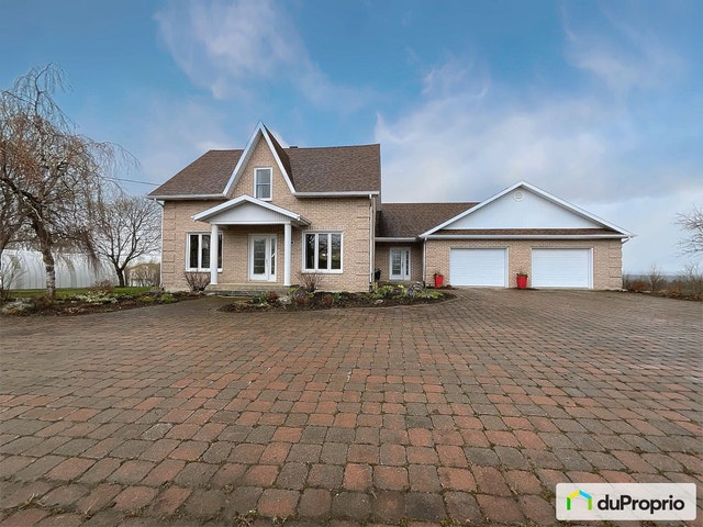 $499,000 - 1 1/2 Storey for sale in Lambton — photo 3