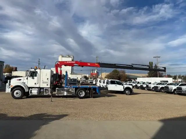 2015 Peterbilt PB348 Picker Truck in Heavy Trucks in St. Albert - Image 30