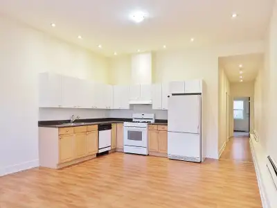 44 Nelson St, Ottawa, ON 2 Bedroom Apartment for Rent | Downtown Ottawa | Heat & Water Included | Ne...