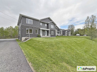 785 000$ - Duplex à vendre à Sherbrooke (Lennoxville)