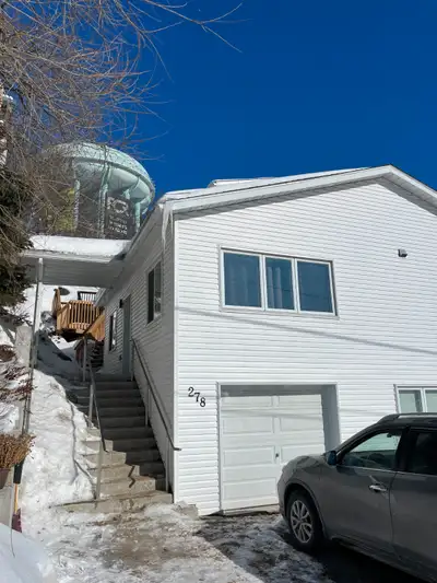 278 Lloyd St. Unit 3 - Apartment for Rent - 2 bed, 1 bath, renovated unit, clean, fridge, stove, was...
