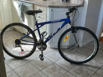 Vélo 26 pouce Small pour ado de 10 ans à 18 ans +, View more