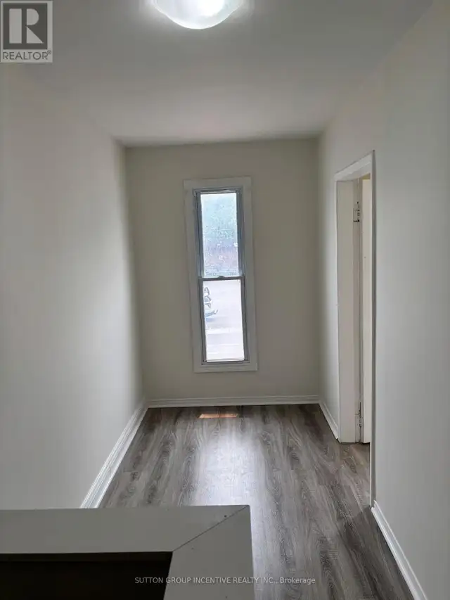 46 TIFFIN STREET Barrie (Allandale Centre), Ontario in Long Term Rentals in Barrie - Image 3