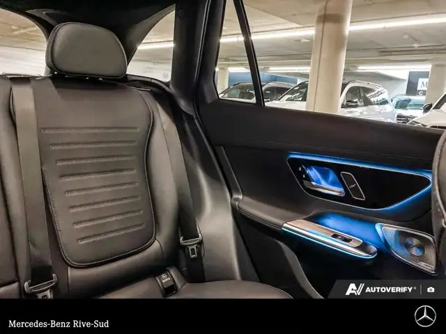 2026 Mercedes-Benz GLC 300 4MATIC in Cars & Trucks in Longueuil / South Shore - Image 15