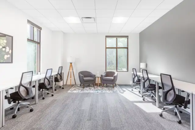 Rent a large office space for 50 persons in Spaces North York in Commercial & Office Space for Rent in City of Toronto - Image 9