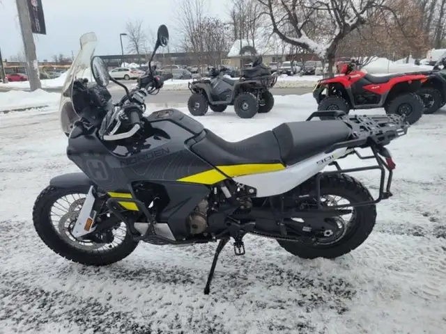 2022 Husqvarna Norden 901 in Sport Touring in Ottawa - Image 3
