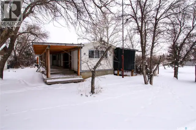 513-515 2nd AVENUE S Simmie, Saskatchewan in Houses for Sale in Swift Current - Image 24