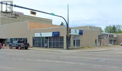 This Downtown mixed use property is available for lease. The 1,976 SF space features a large storefr...