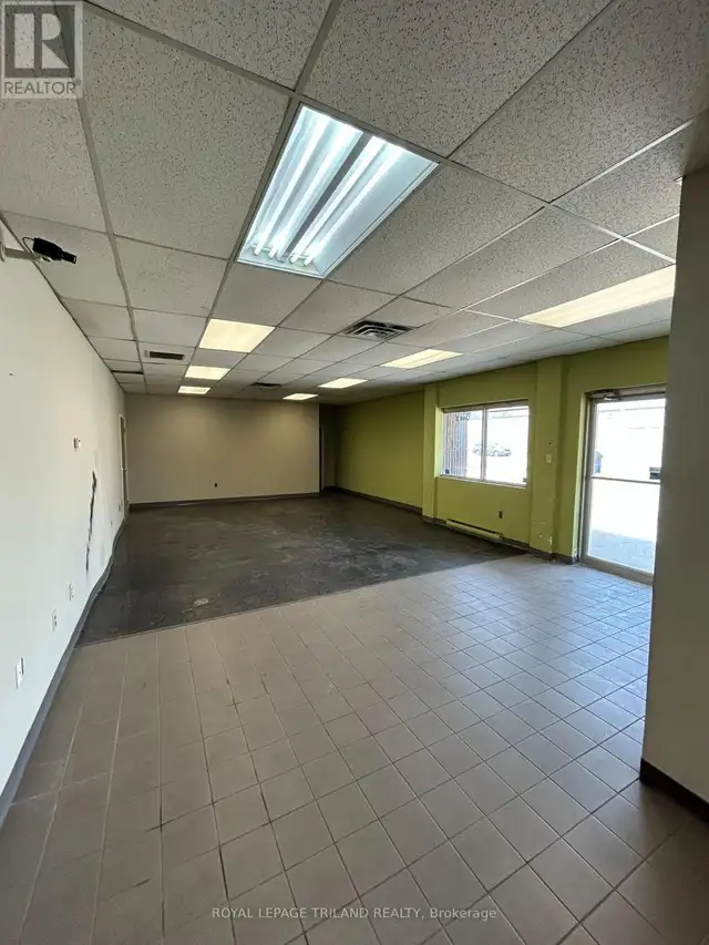 3-7 - 96 BESSEMER COURT London South (South Z), Ontario in Commercial & Office Space for Rent in London - Image 3