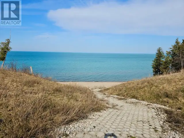 73590 IRENE CRESCENT Bluewater (Hay), Ontario in Houses for Sale in Grand Bend - Image 41