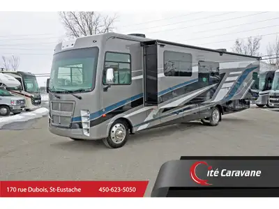 Coachmen Encore 325SS 2023. Le 325SS mesure environ 35 pieds 4 pouces de longueur et 1 extension a m...