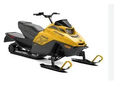 2025 Ski-Doo mxz 2025 Ski-Doo mxz 200 . ...
