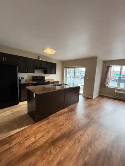 7 Fleming Place, Unit 3 – Main Floor 2-Bedroom with Balcony