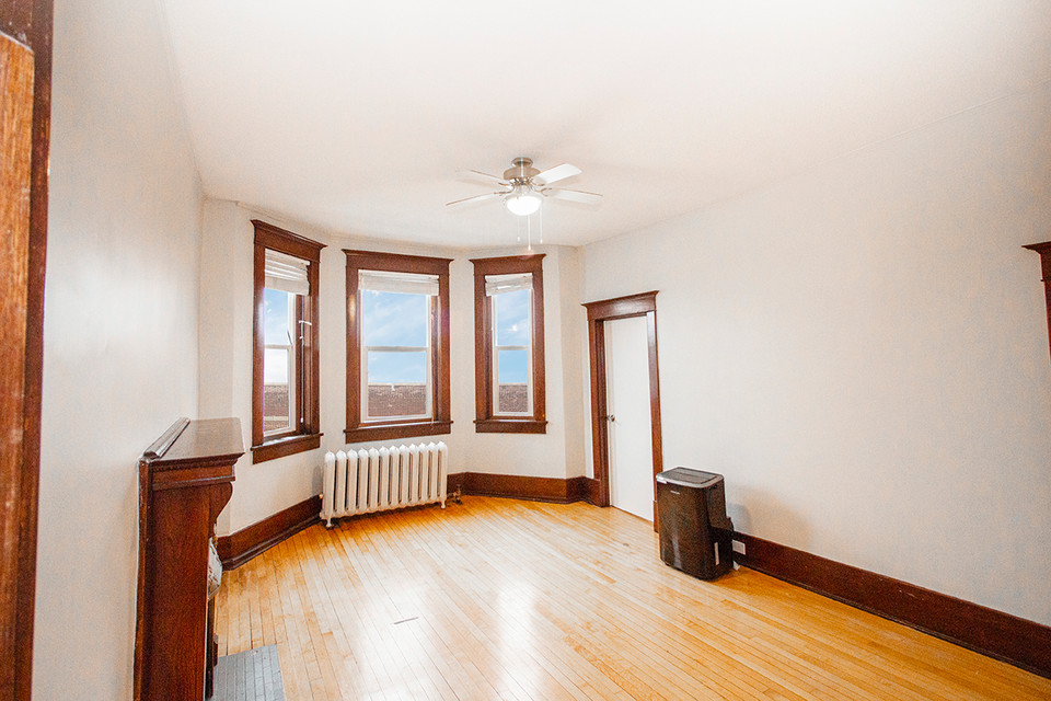 745 Wolseley Avenue OneBedroom Suite Apartment for Rent Long Term