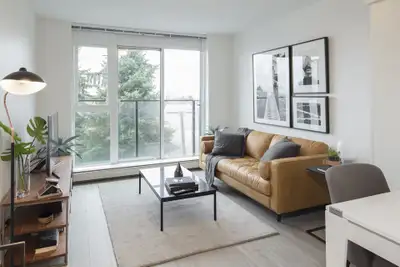 Luxury studio, 1 & 2 bedroom apartments in Vancouver -Don't miss out, call today! Current Incentives...