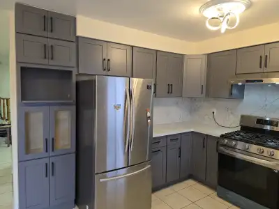 Kitchen Cabinets & Countertops • Wholesale Prices, Assembled or Unassembled • Premium Handles, Sinks...