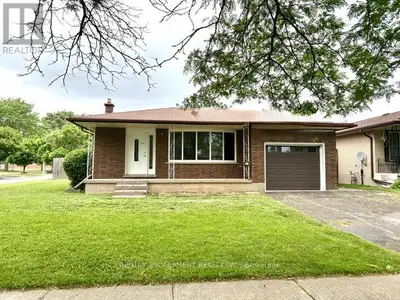 This spacious 3+1 bedroom, 2-bathroom backsplit home is packed with potential, offering a perfect ca...