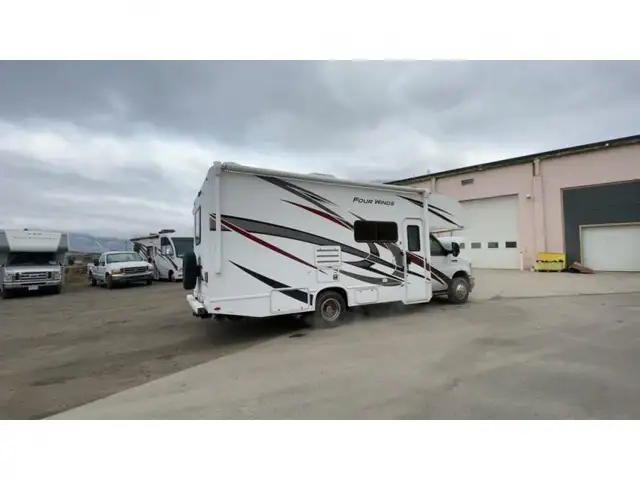2023 Thor Motor Coach Four Winds 24F in RVs & Motorhomes in Kamloops - Image 11