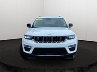 This Jeep Grand Cherokee is equipped with: Remote Start, 2.0L I4 DOHC, 4WD, 10 Speakers, Capri Leath... (image 5)