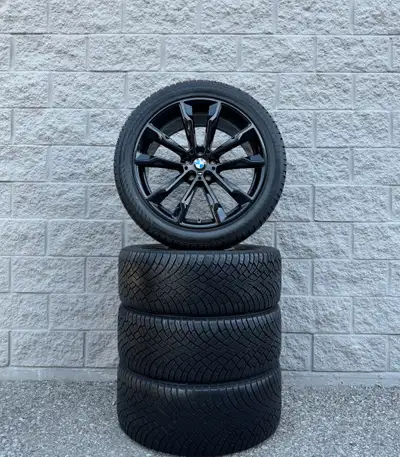 Nokian Tyres Hakkapeliitta R5 SUV Studless Snow Tires and original 20 inch BMW X3 / X4 m40i "Style 6...