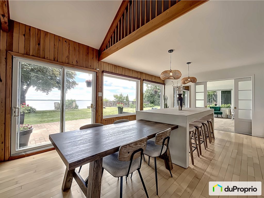 $875,000 - 2 Storey for sale in Champlain — photo 2