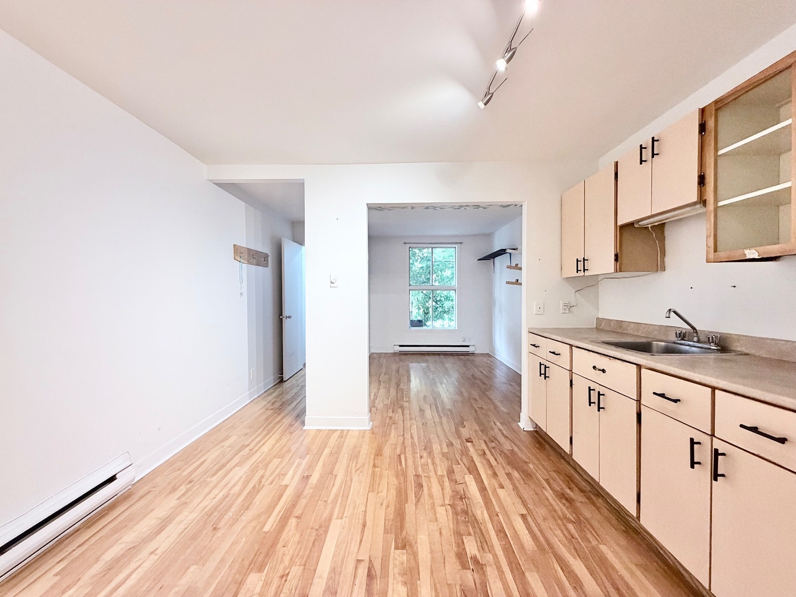 5417 Cartier — photo 1
