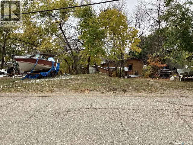 704 Grove AVENUE Saskatchewan Beach, Saskatchewan in Houses for Sale in Moose Jaw - Image 19