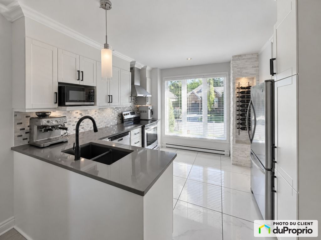$698,000 - Semi-detached for sale in Ste-Julie — photo 2