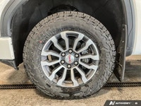 Welcome to Mann-Northway Auto Source. Conquer any terrain with this formidable 2019 GMC Sierra 1500... (image 9)