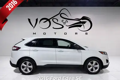 -Financing Available ALL WHEEL DRIVE Experience dependable comfort and versatility with this 2016 Fo...