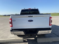 // SINGLE OWNER! // // EXCELLENT CONDITION! // Experience the future of pickup performance with this... (image 5)
