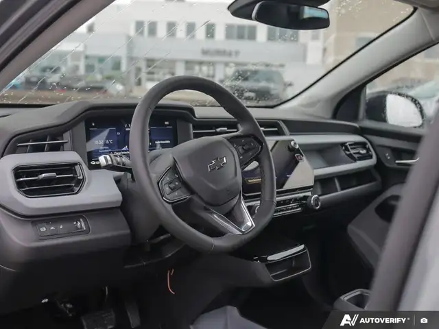 2027 Chevrolet Bolt LT in Cars & Trucks in Winnipeg - Image 8